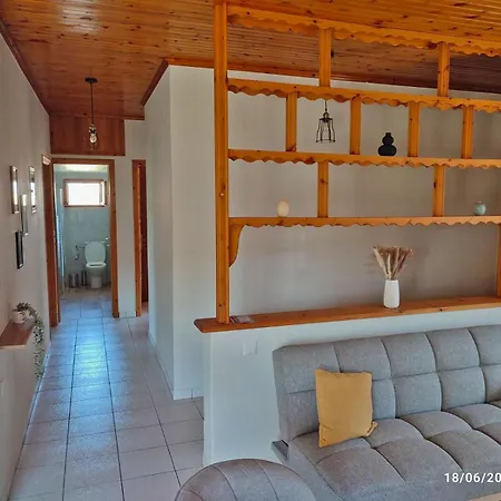 Nyaraló Geothan's House